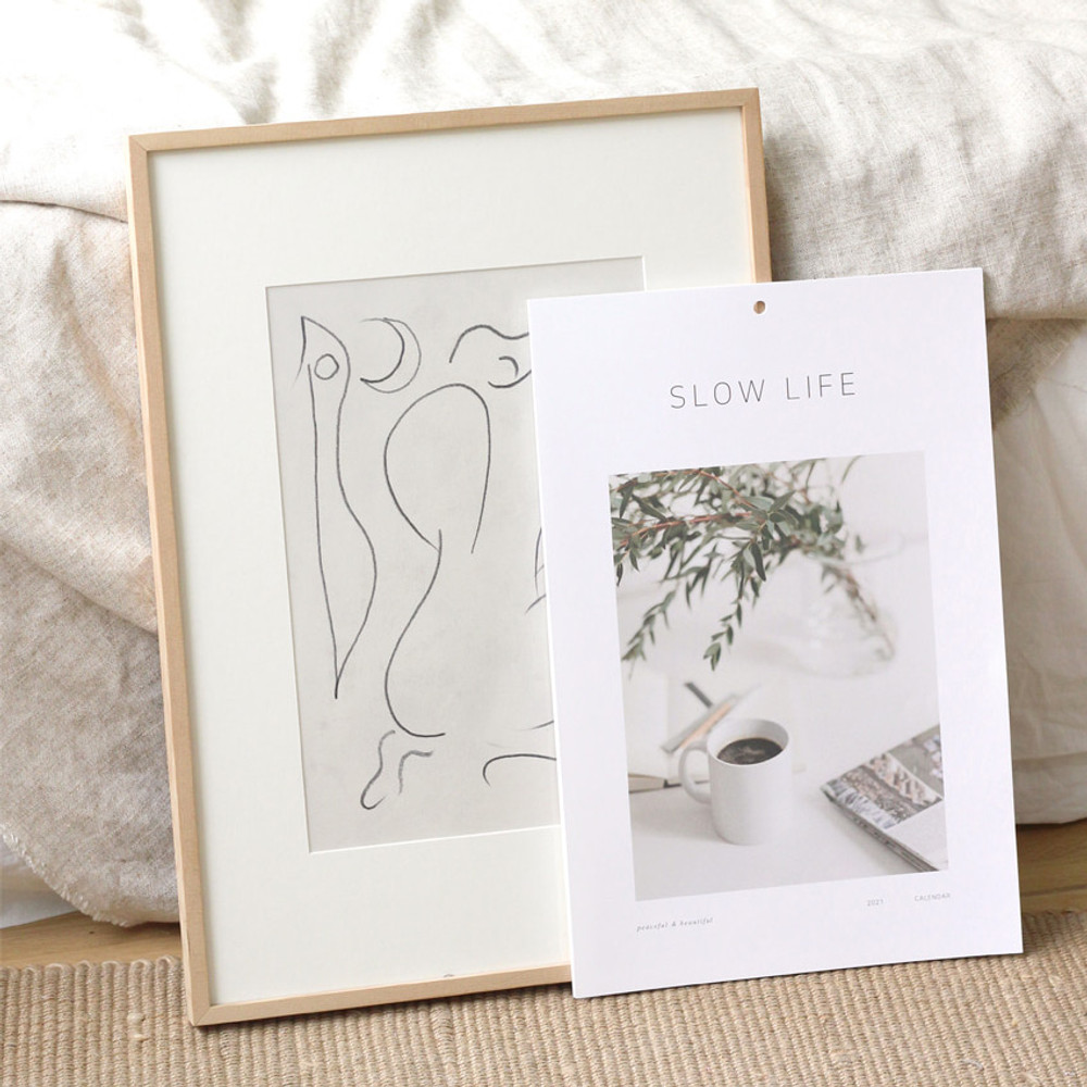 Dash and Dot 2021 Slow life monthly wall calendar