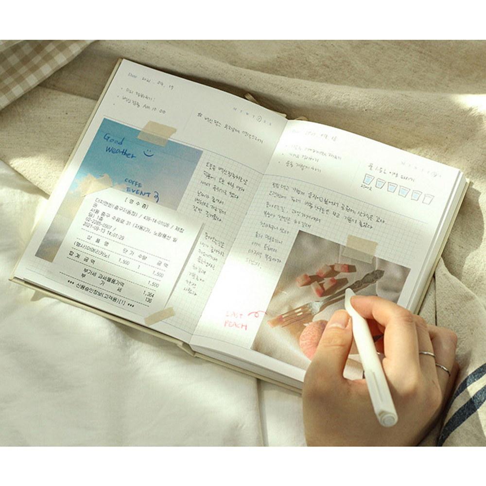Daily plan - Dash And Dot Day Flow Dateless Daily Diary Journal