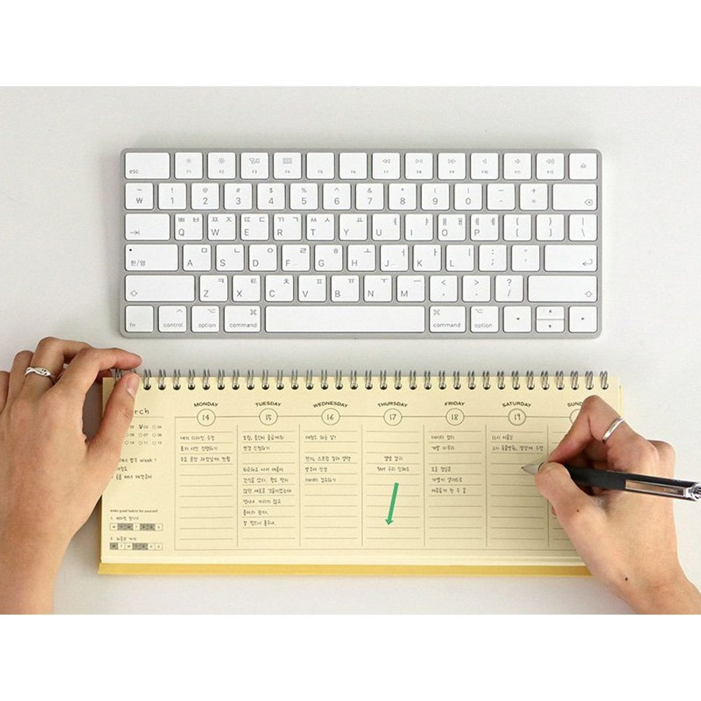 Example of use - Iconic Flow Dateless Weekly Desk Planner Scheduler