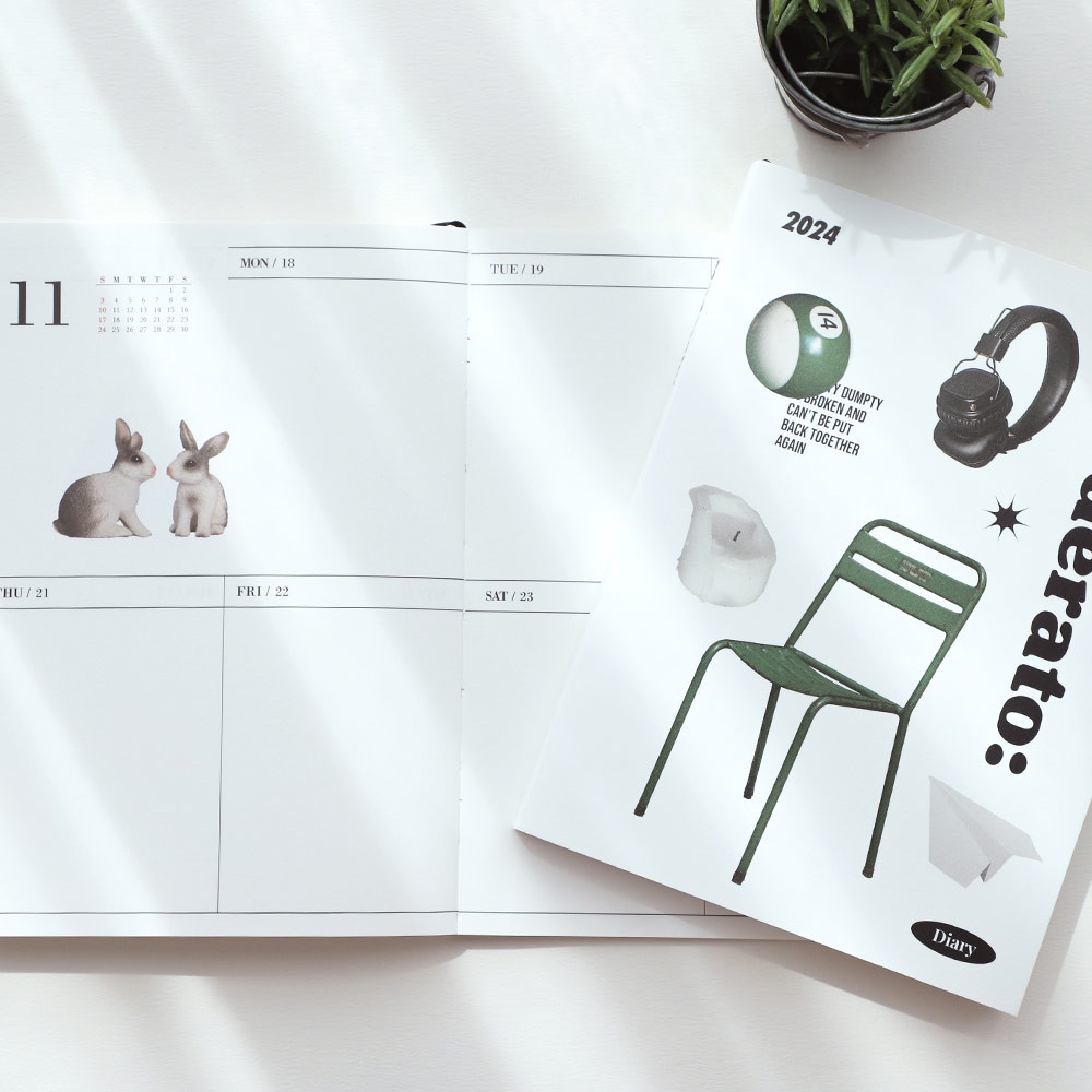 Weekly plan - 2024 Moderato Vintage Object B6 Dated Weekly Diary