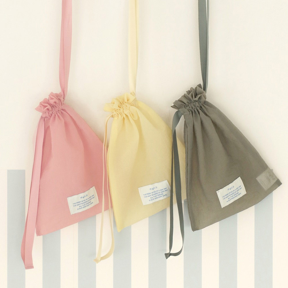 Usage example of Paperian Mello Drawstring Pouch