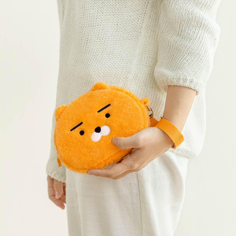 Usage example of Kakao Friends Boucle Zipper Pouch With Strap