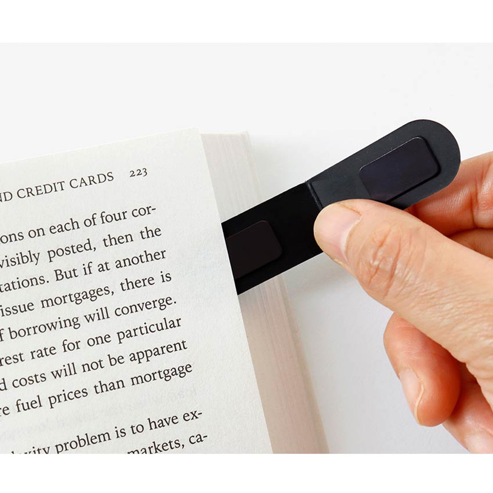 Usage example of Book Friends Literature Vivid Index Magnetic Bookmark Set