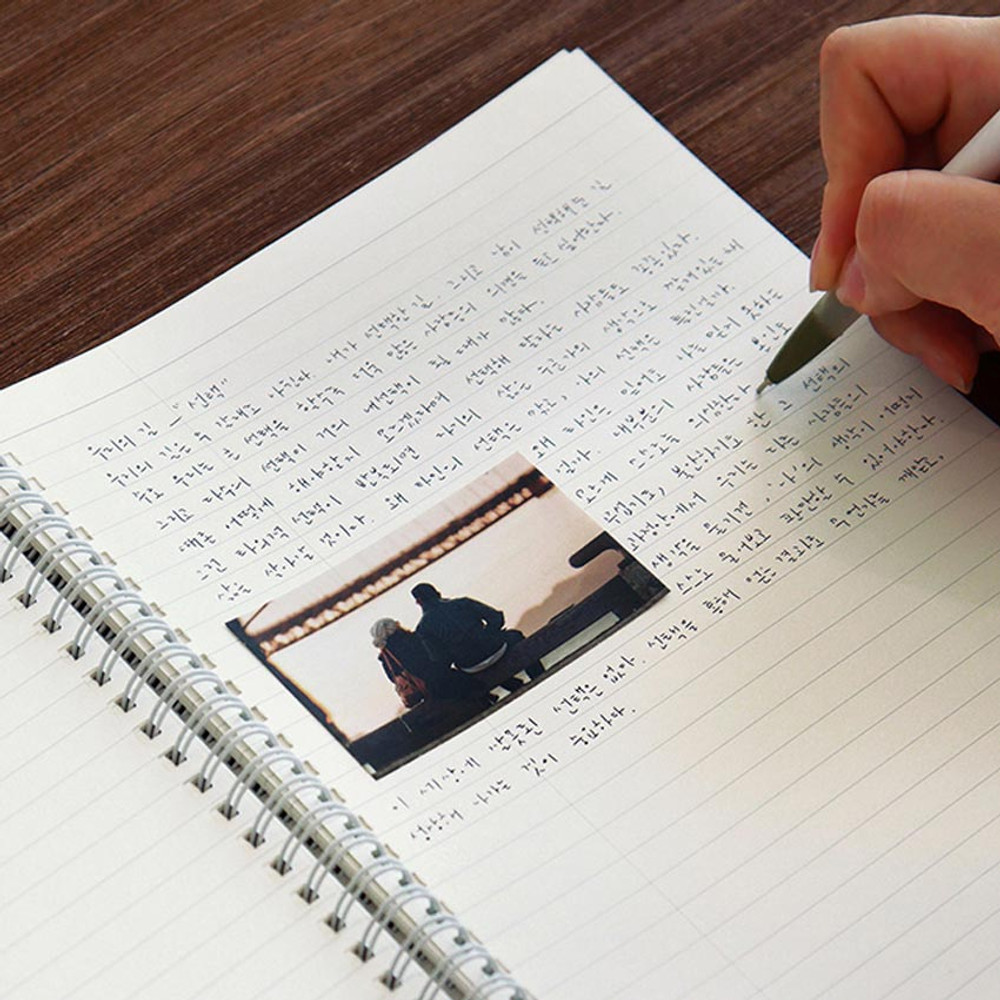 Usage example of Indigo Classic B5 Wire bound Lined Notebook