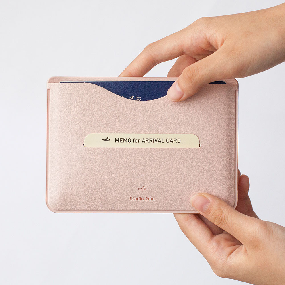 Indi pink - Essential Passport Sleeve Holder