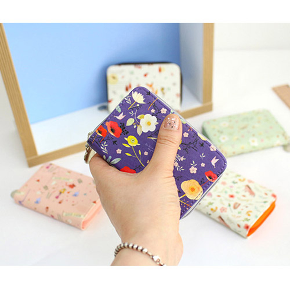 Willow story pattern accordion card case holder