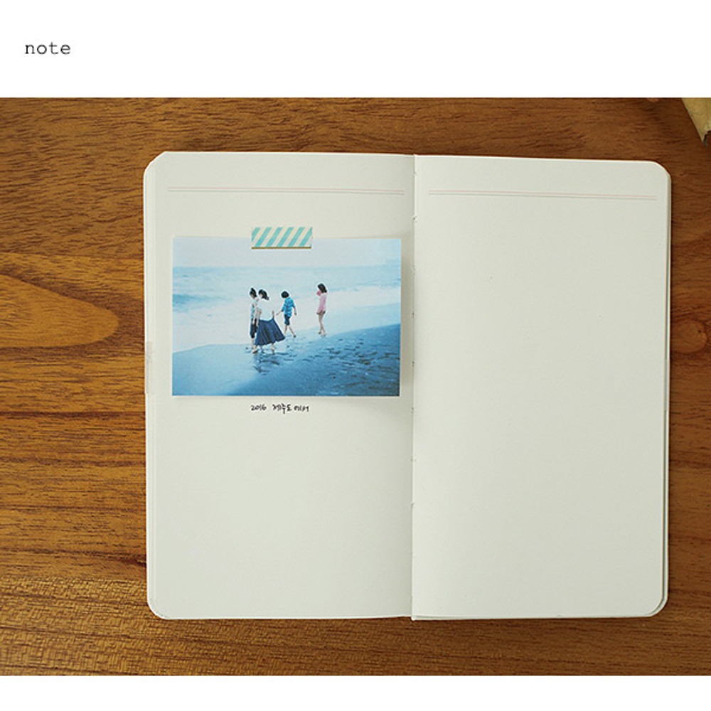 Note - 2016 moment small undated diary