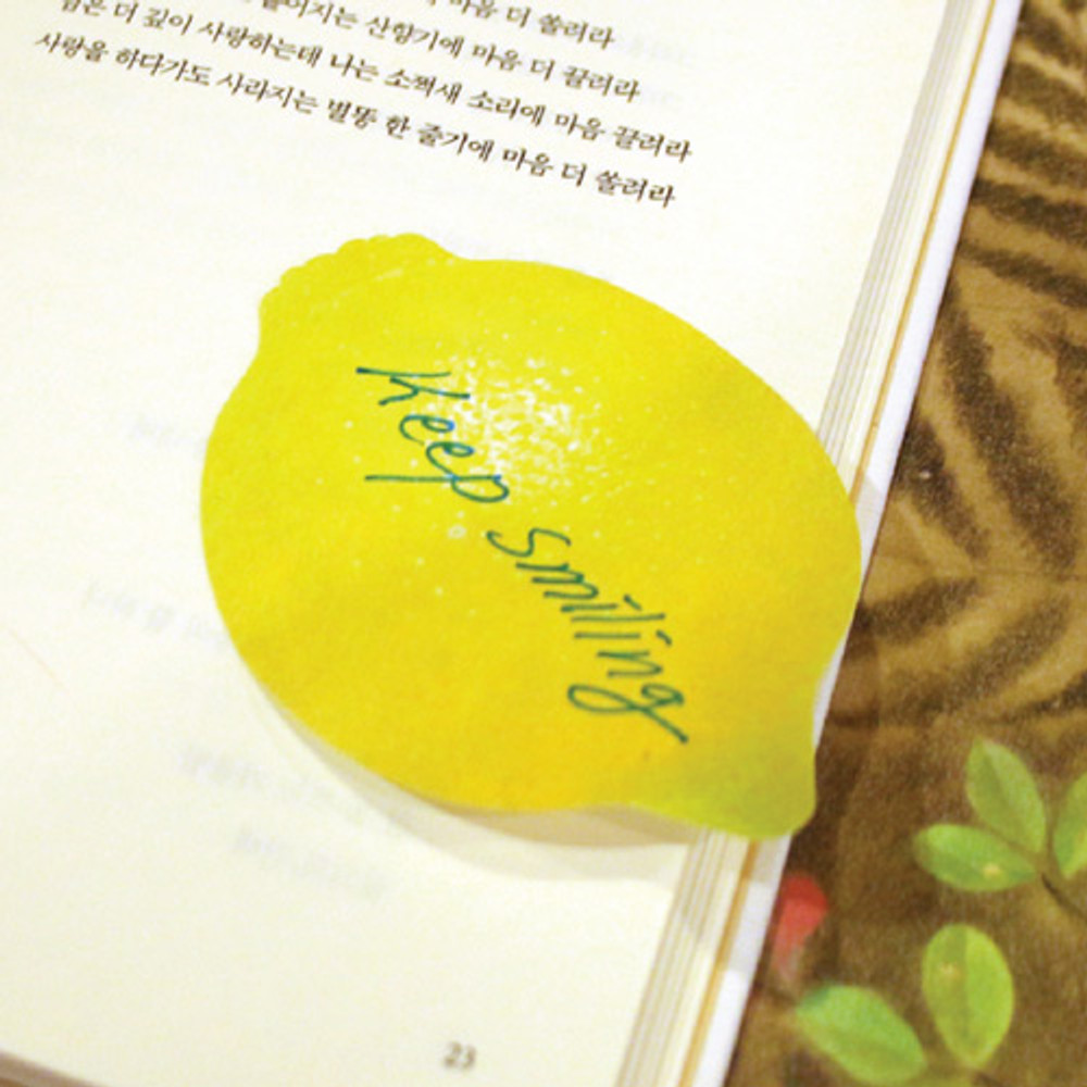 Lemon sticky memo notes