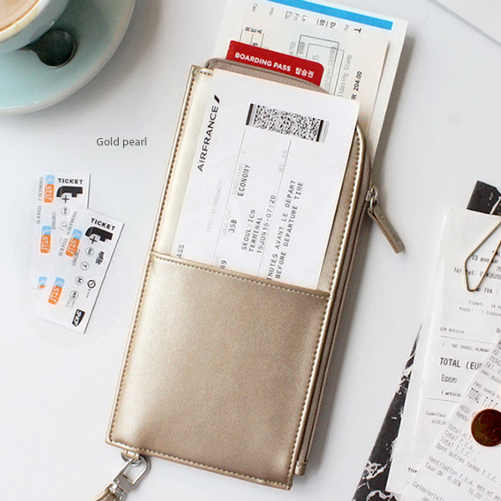 Seeso Bon voyage doux souvenir passport pouch - fallindesign