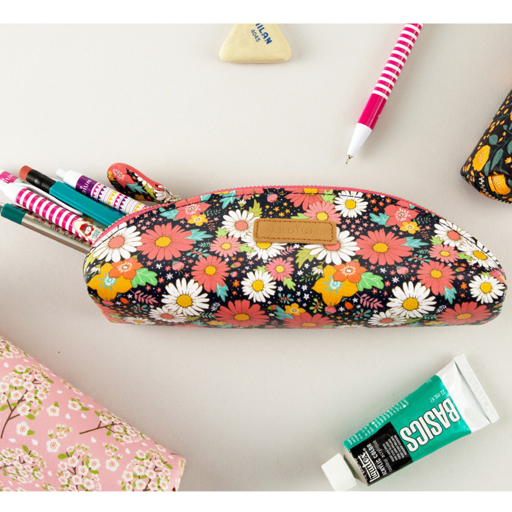 Flower pattern half moon zipper pencil case
