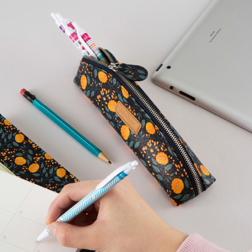 Flower pattern half moon zipper pencil case