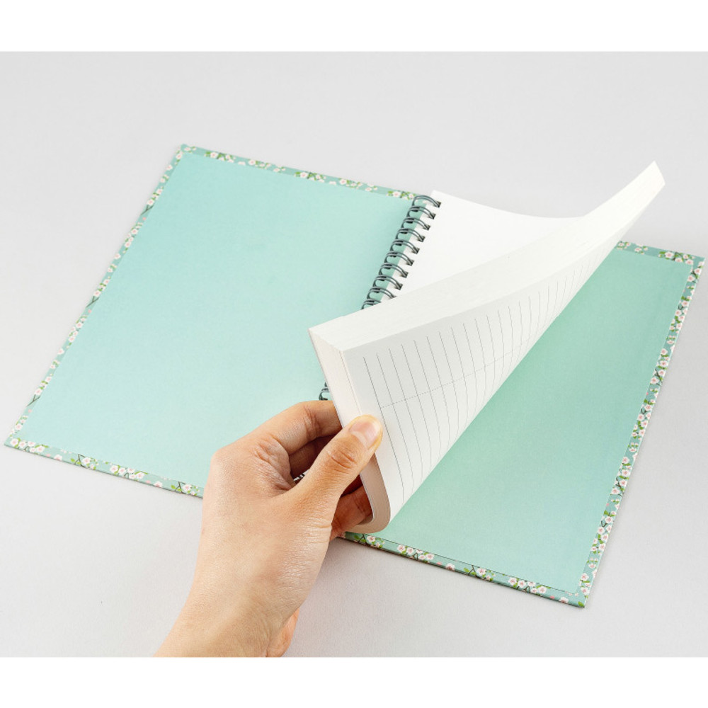 Wirebound spring lined notebook 
