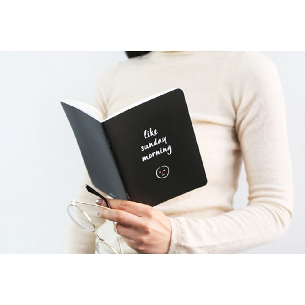 Romane illustration medium plain and lined notebook
