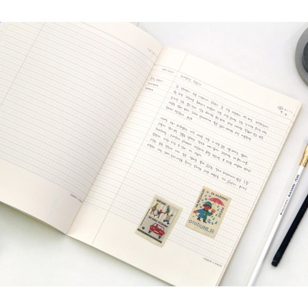 Colorful B5 size grid-lined class notebook