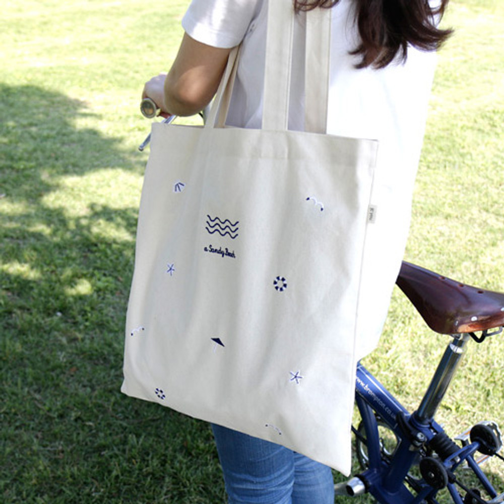 gyou Pit a pat sandy beach eco tote bag fallindesign