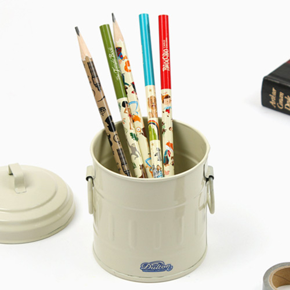 World literature black pencil - B - Set of 5
