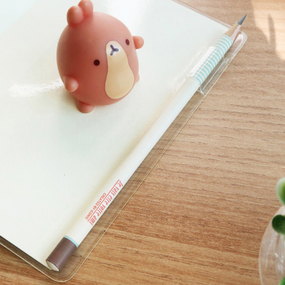 pen holder