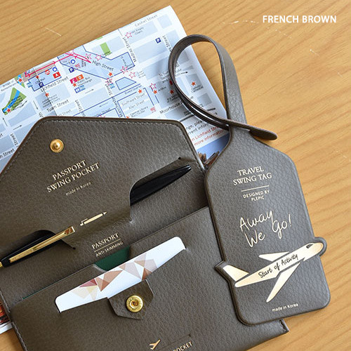 Playobje Away we go travel swing luggage name tag