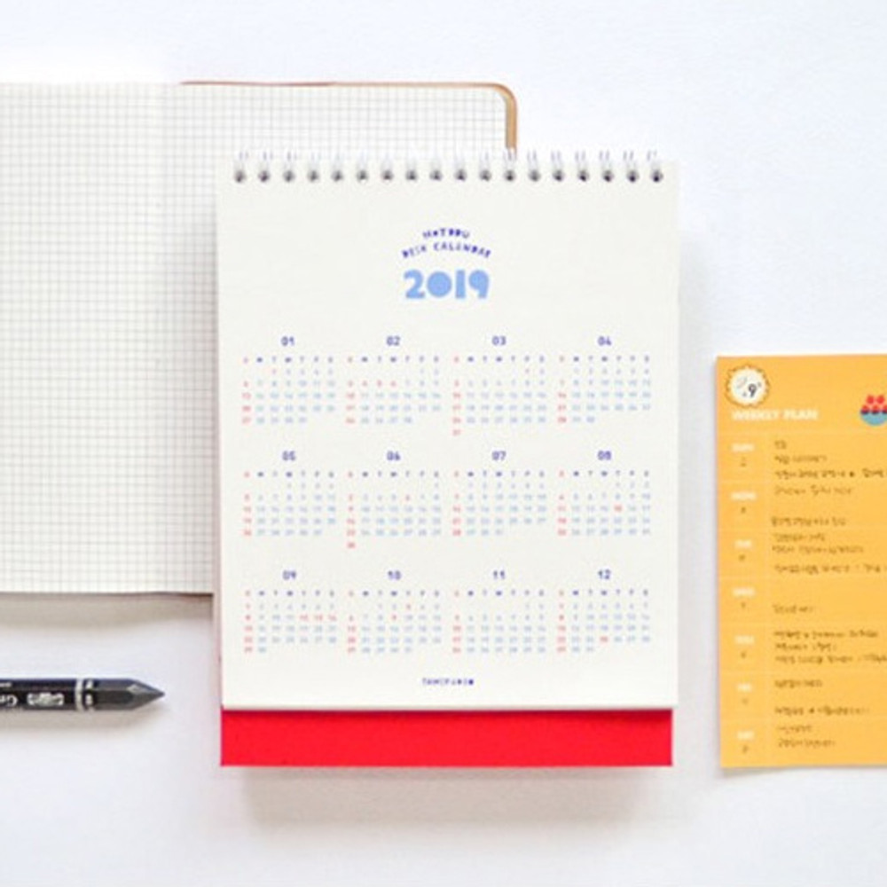 Yearly - 2019 Heart spiral bound desk calendar