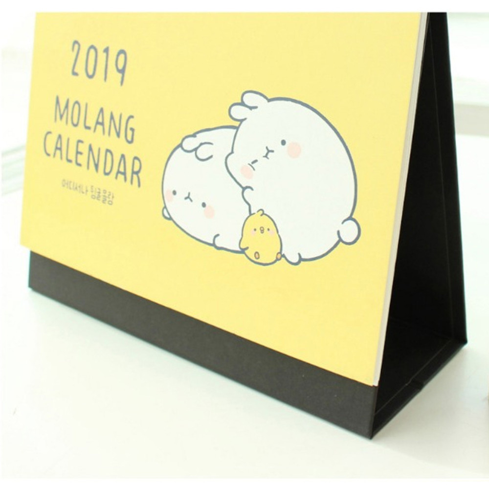 Standing flip calendar 