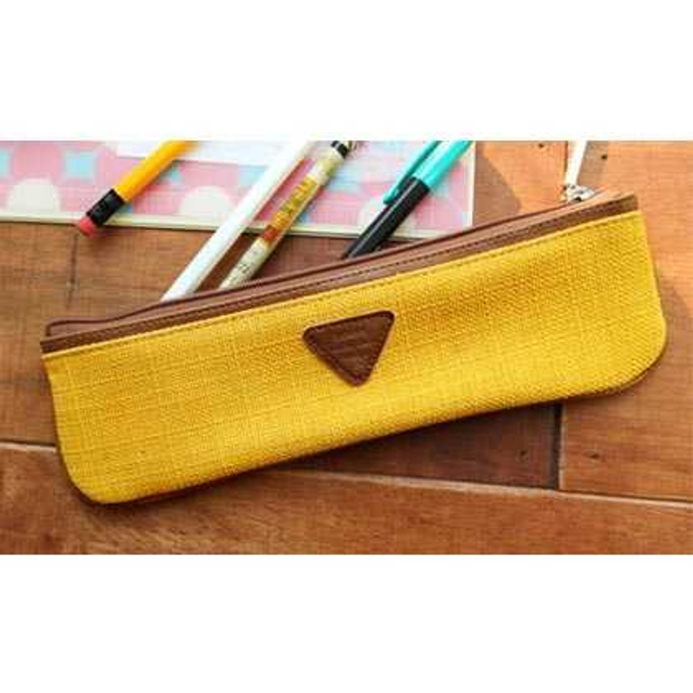 iThinksew - Patterns and More - FREE - Angela Roll-up Pencil Case