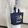 Usage example of PEANUTS Snoopy Vintage Cotton Daily Tote Bag With Keyring