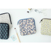 Warm breeze pattern half zip around square pouch