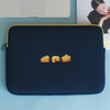 Example of use - Tailorbird embroidered 15 inches laptop pouch case ver4