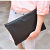 Classy black - Play Obje Feel so good clutch bag with glasses pocket
