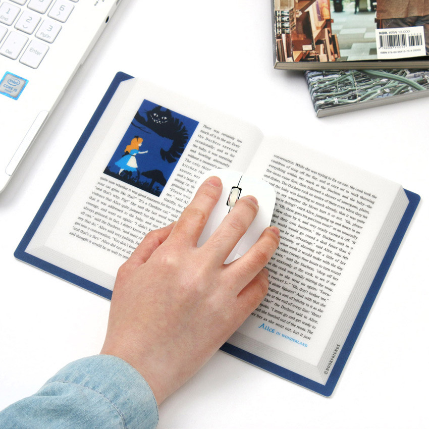 Bookfriends World literature open book mouse pad