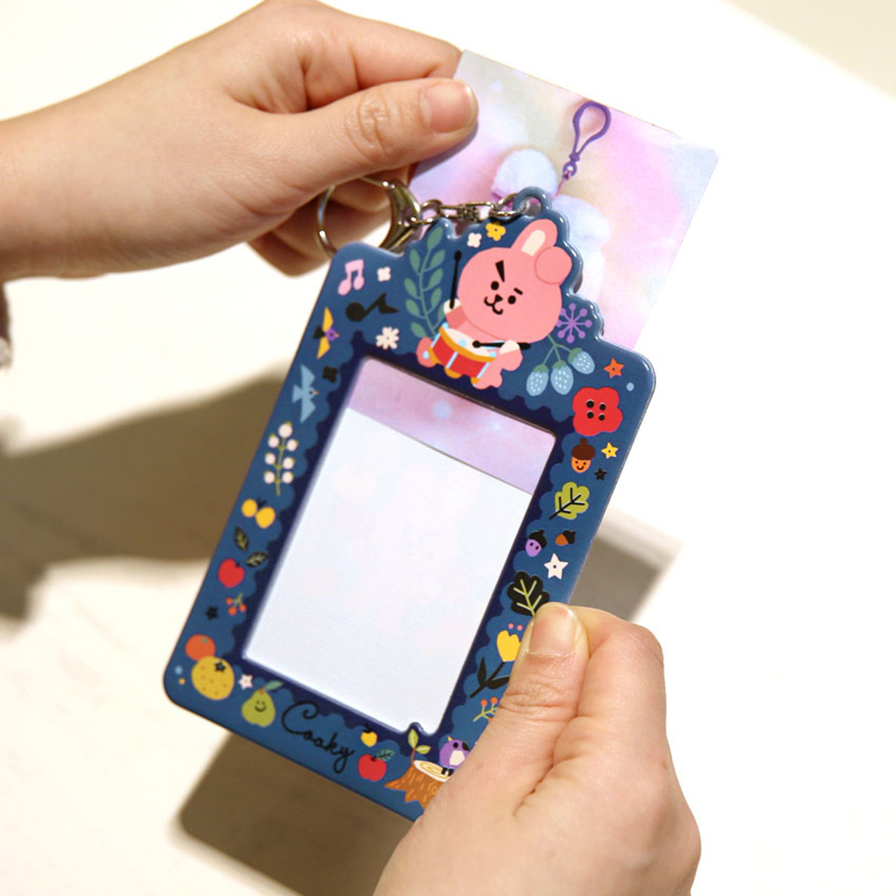 BT21 mini SWEETIE フォトホルダー BT21 Sweetie Minini Photocard Holders Keyring – SEOUL SUNNY