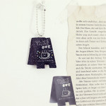 Take out - Oh-ssumthing O-ssum shiny charm with chain strap