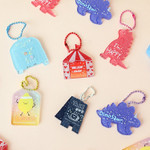 Oh-ssumthing O-ssum shiny charm with chain strap