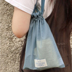 Usage example of Paperian Mello Drawstring Pouch