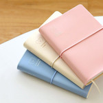 Elastic band closure - Indigo 2026 The Temperature Of The Day B6 Band Dated Weekly Diary