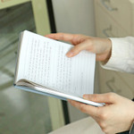 B6 size - Iconic Souvenir B6 Lined Notebook With Elastic Band