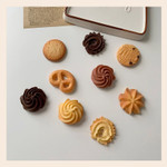 9 Design - Brisk Style Delicious Butter Cookie Magnet