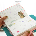 Yearly point - Wannabe unique undated medium diary