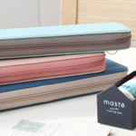 Detail of Un jour de reve zip around pen case Detail of Un jour de reve zip around pen case