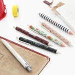 Unique pattern knock retractable pen