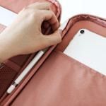 1 pen holder - Livework A low hill basic pocket tablet iPad zip around pouch