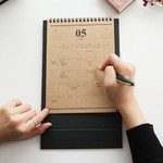 Kraft - 2019 Classic stand up desk flip calendar
