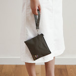 Example of use - Dailylike Oxford cotton flat zipper pouch with a strap