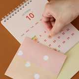 Comes with a sticker - Indigo 2022 The temperature of the day monthly desk calendar