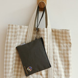 Example of use - Dailylike Oxford cotton flat zipper pouch with a strap