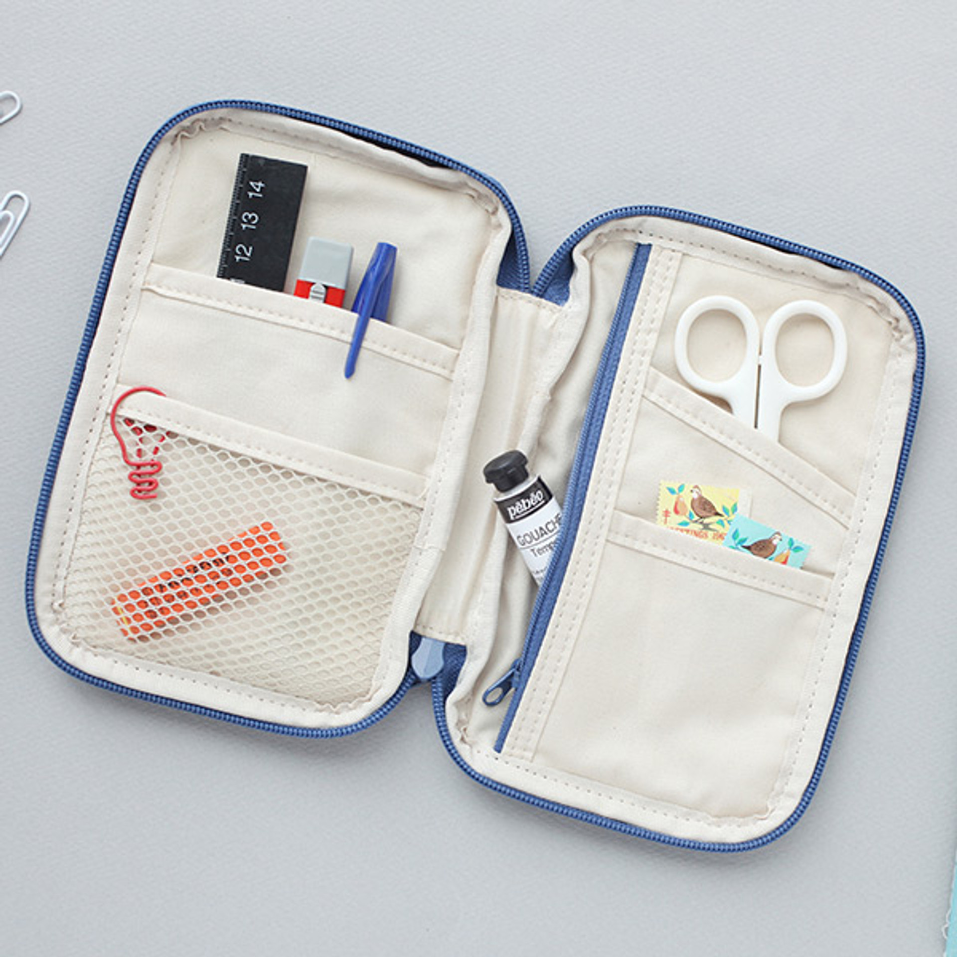 Livework A low hill zip around pocket multi pouch fallindesign