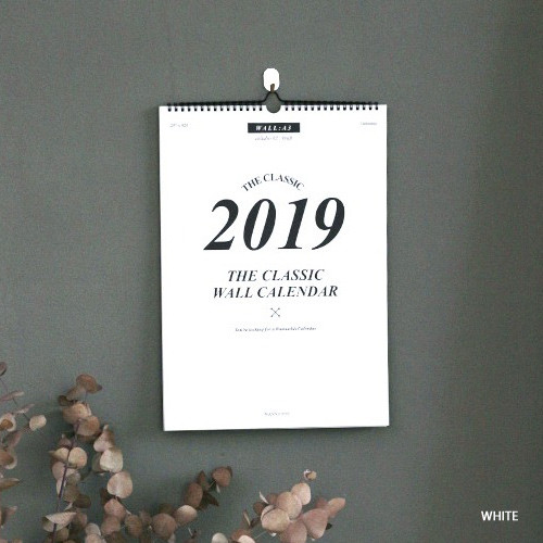 Wanna This 2019 Classic A4 spiral bound wall calendar