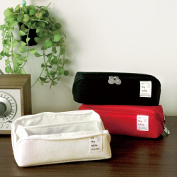 Be On D On The Table Cube Zipper Pencil Case