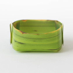 Banana leaf multipurpose tray - small