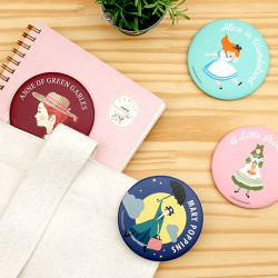 Bookfriends World literature round hand mirror